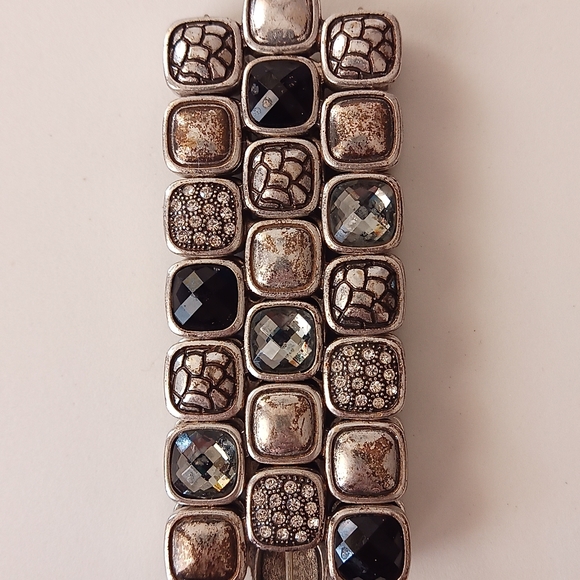 Chico's Silver Black Gemstone Bracelet NWOT - Picture 3 of 4